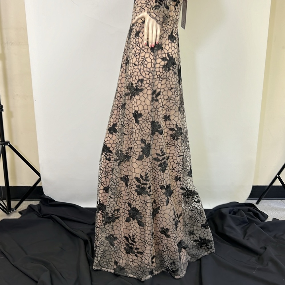 JS collections long sleeves panel lace illusion aline long Gown - Picture 11 of 17